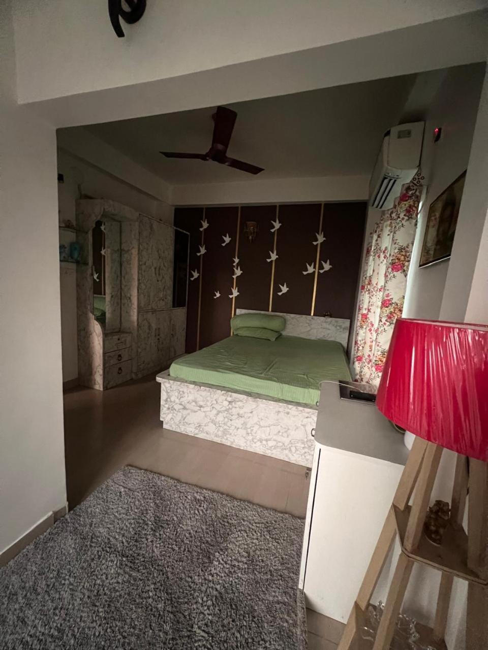 Apartment Cozy Nest With Sky View *